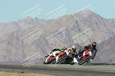 media/Dec-01-2025-Moto Forza (Mon) [[2daa91e15f]]/1-Advanced Group/Session 4 Turn 9/